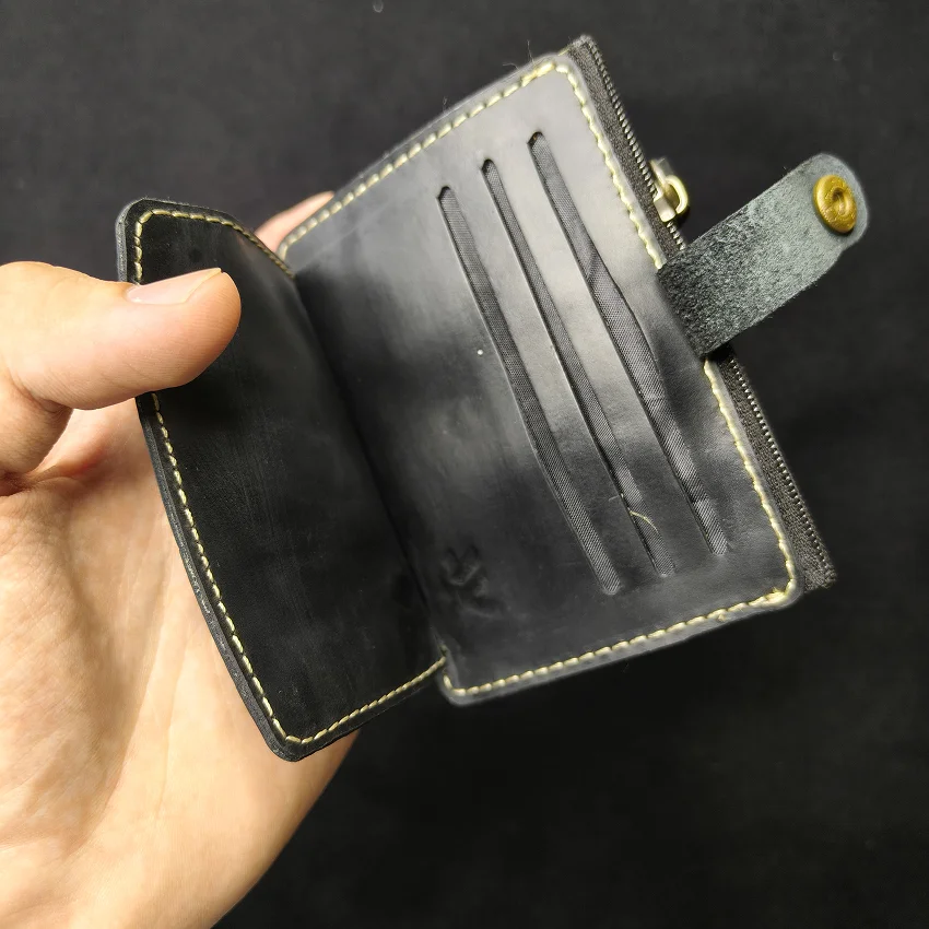 RHIVEX handcrafted full grain leather bifold wallet Pakistan